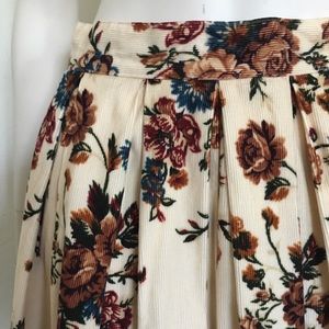 United Colors of Benetton Floral Corduroy Skirt